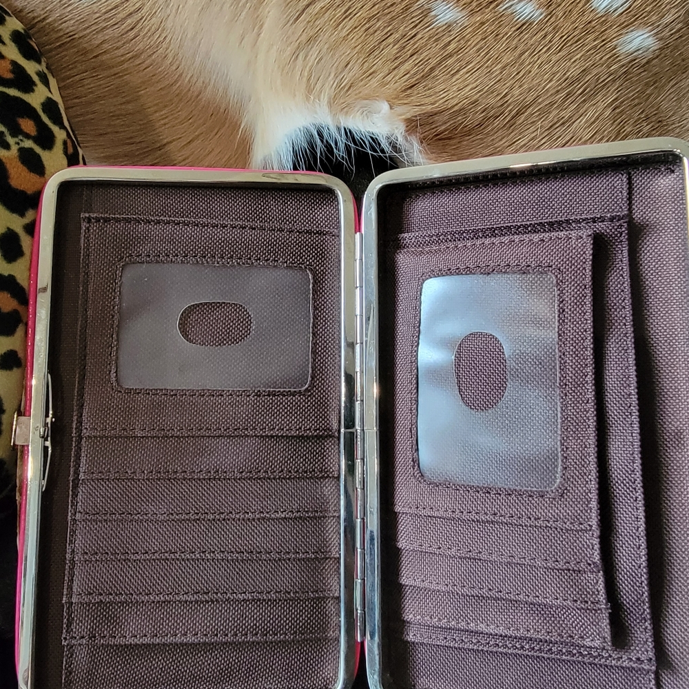 Wallet - Picture 3 of 4